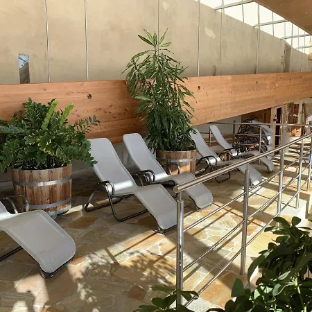 شقة Modern With Shared Sauna In Of