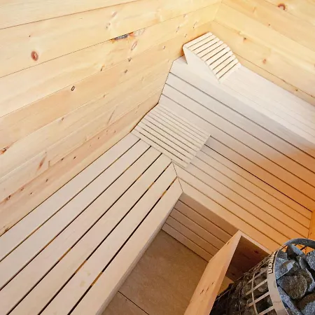 Modern With Shared Sauna In Of شقة *